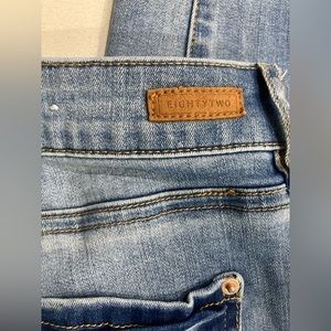 SIZE 9 skinny jeans ladies eighty two by Ardene excellent condition